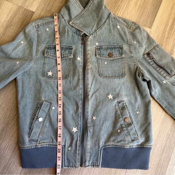 Lucky Brand Medium Denim Jean Jacket with Embroidered Stars - Picture 15 of 16